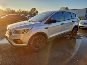 Ford Escape S 2.5L 4 2017