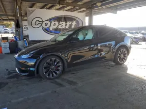 Tesla Model Y 2025