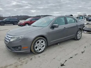 Ford Fusion SE 2.5L 4 2010