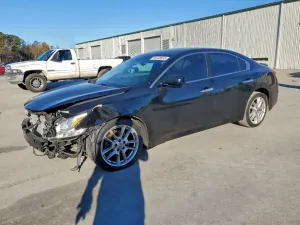 Nissan Maxima S 3.5L 6 2009