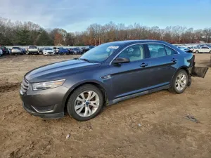 Ford Taurus SE 3.5L 6 2015