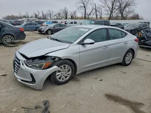 Hyundai Elantra SE 2.0L 4 2018