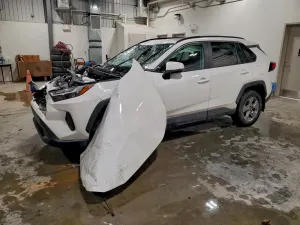 Toyota Rav4 XLE 2.5L 4 2022