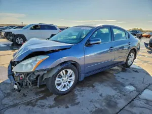 Nissan Altima BASE 2.5L 4 2012