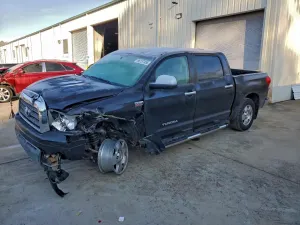 Toyota Tundra CREWMAX LIMITED 5.7L 8 2008