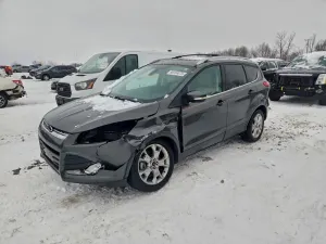 Ford Escape TITANIUM 2.0L 4 2015