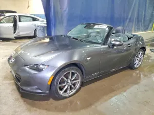 Mazda MX-5 (Miata) 2.0L 4 2023