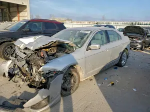 Ford Fusion SE 3.0L 6 2010