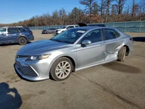 Toyota Camry LE 2.5L 4 2023