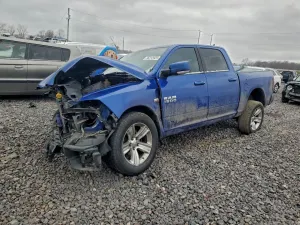 RAM 1500 SPORT 5.7L 8 2015