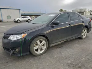 Toyota Camry BASE 2.5L 4 2012