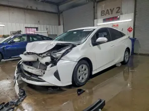 Toyota Prius 1.8L 4 2016