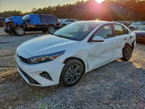 Kia Cerato / Forte / K3 LX 2 L 4 2024
