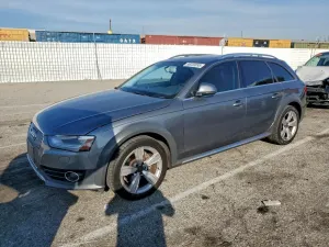 Audi A4 PREMIUM PLUS 2.0L 4 2013