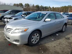 Toyota Camry BASE 2.5L 4 2010