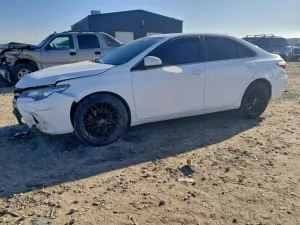 Toyota Camry LE 2.5L 4 2017