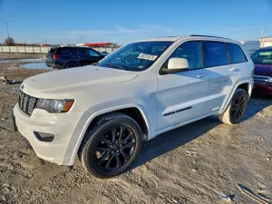 Jeep Grand Cherokee LAREDO 3.6L 6 2017
