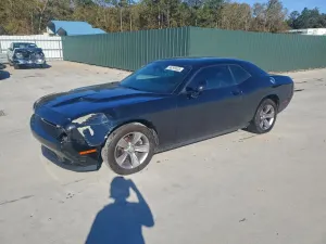 Dodge Challenger SXT 3.6L 6 2016