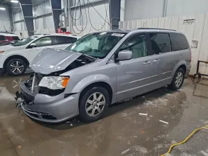 Chrysler Town & Country TOURING 3.6L 6 2013