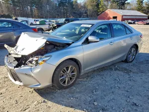 Toyota Camry LE 2.5L 4 2015