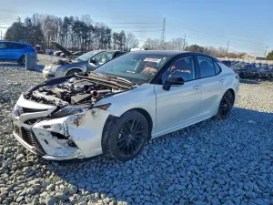 Toyota Camry XSE 2.5L 4 2021