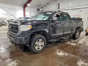 Toyota Tundra DOUBLE CAB SR 4.6L 8 2016