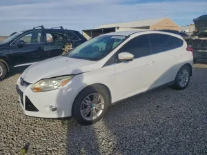 Ford Focus SEL 2.0L 4 2012