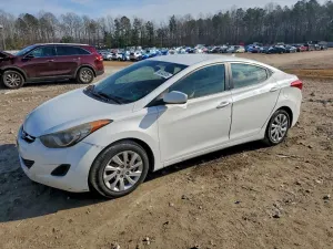 Hyundai Elantra GLS 1.8L 4 2012