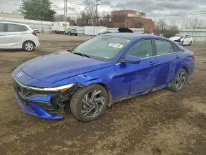 Hyundai Elantra SEL 2.0L 4 2024