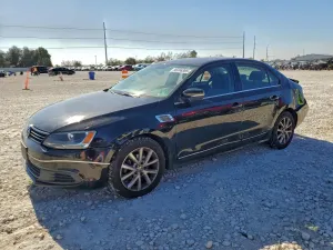 Volkswagen Jetta SE 1.8L 4 2014