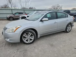 Nissan Altima SR 3.5L 6 2012