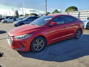 Hyundai Elantra SE 2.0L 4 2017