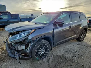 Toyota Highlander SE 3.5L 6 2017