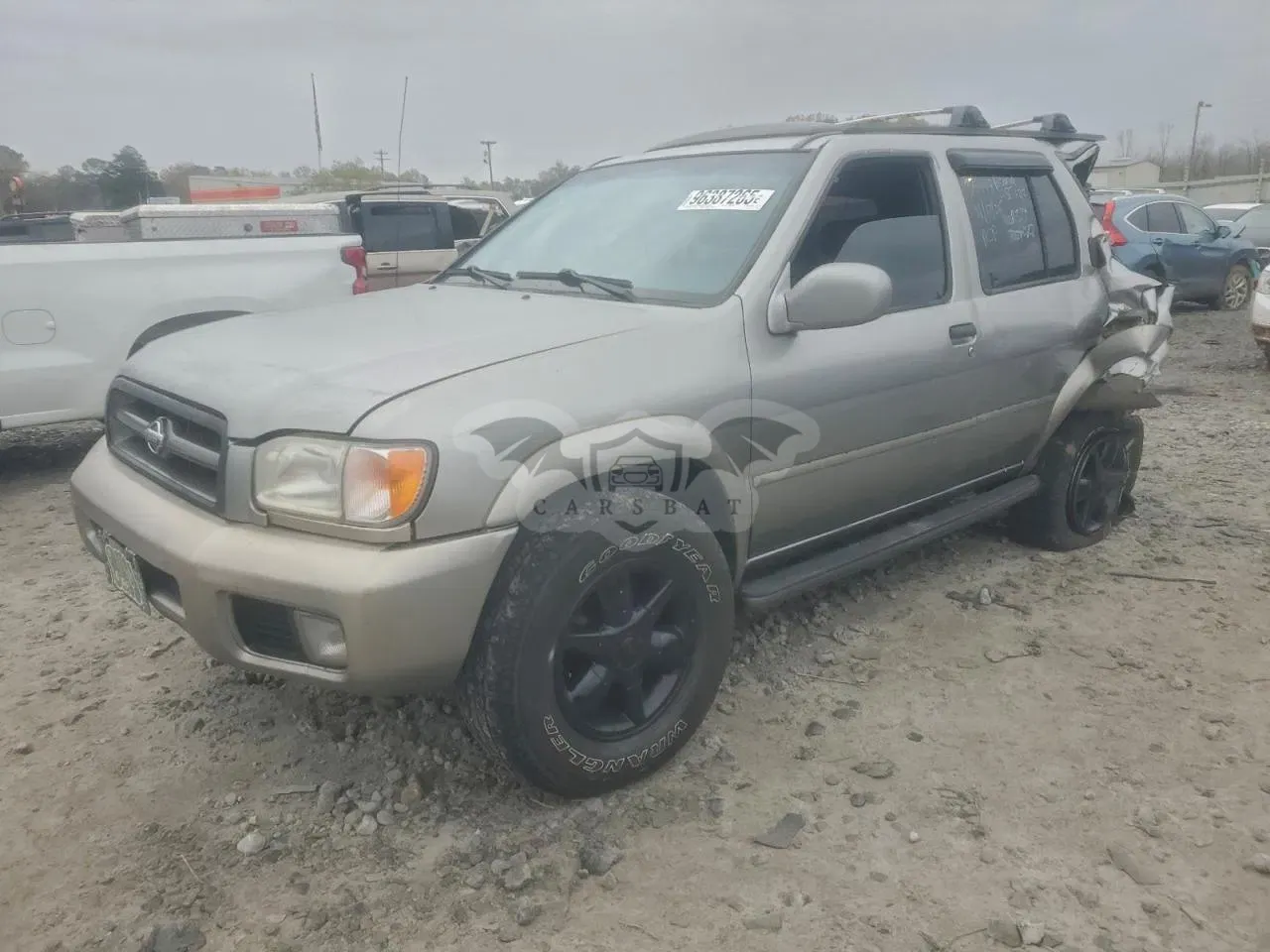 Nissan Pathfinder LE 3.5L 6 2001