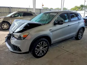 Mitsubishi Outlander ES 2.0L 4 2019