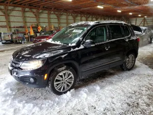 Volkswagen Tiguan S 2.0L 4 2015