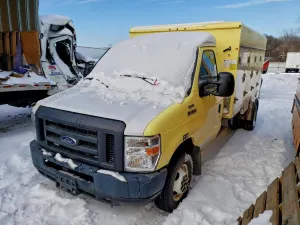 Ford Econoline E450 SUPER DUTY CUTAWAY VAN 6.8L 10 2018