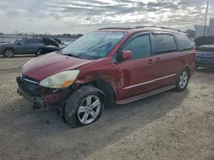 Toyota Sienna XLE 3.3L 6 2004