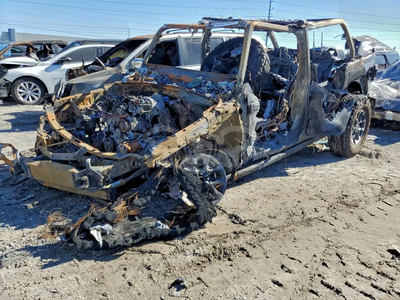Jeep Wrangler 2.0L 4 2025