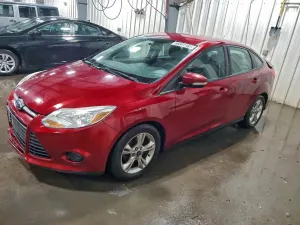 Ford Focus SE 2.0L 4 2014