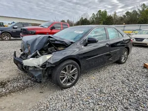 Toyota Camry LE 2.5L 4 2016