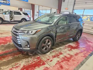Toyota Highlander LIMITED 3.5L 6 2018