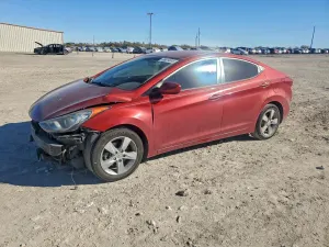 Hyundai Elantra GLS 1.8L 4 2013