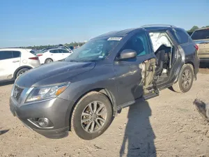 Nissan Pathfinder S 3.5L 6 2015