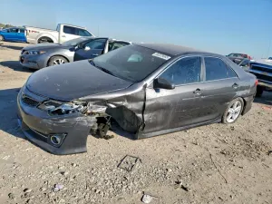 Toyota Camry L 2.5L 4 2013