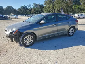 Hyundai Elantra SE 2.0L 4 2019