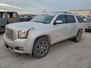 GMC Yukon DENALI 6.2L 8 2015
