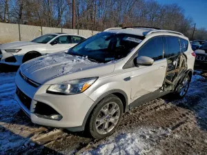 Ford Escape TITANIUM 2.0L 4 2014