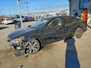 Nissan Altima SR 2.5L 4 2022