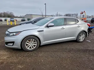 Kia Optima LX 2.4L 4 2012